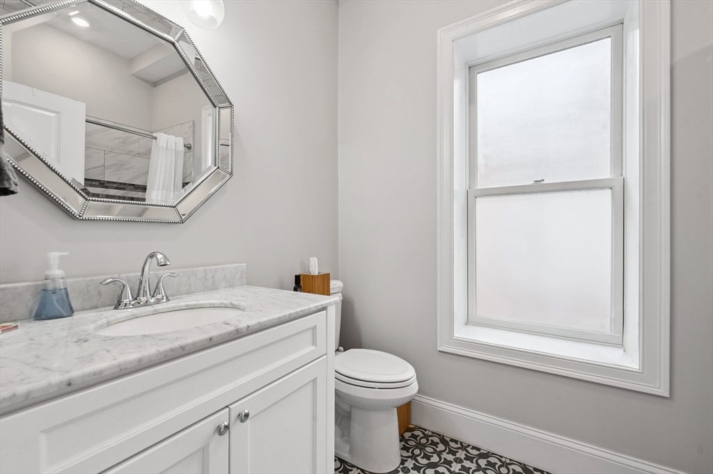 2 bed, 2 bath apartment for rent at 338 Meridian St Unit 4, East Boston — photo 16 of 28