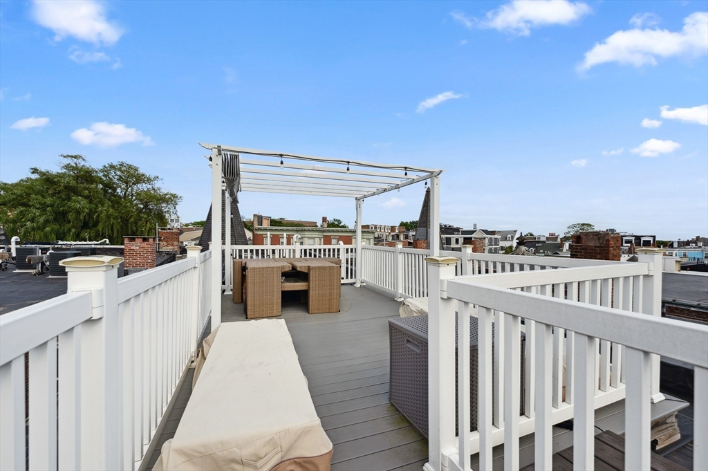 2 bed, 2 bath apartment for rent at 338 Meridian St Unit 4, East Boston — photo 23 of 28