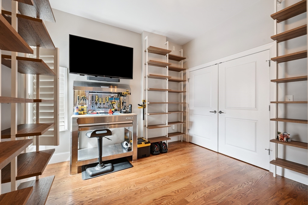 2 bed, 2 bath apartment for rent at 338 Meridian St Unit 4, East Boston — photo 14 of 28