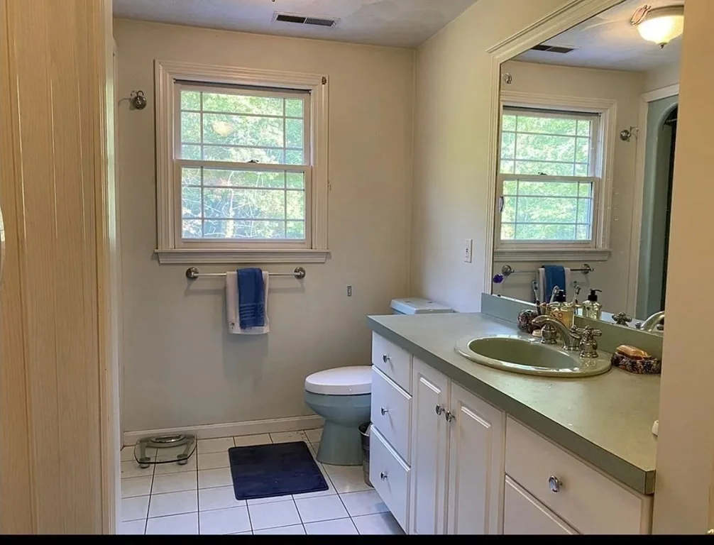 4 bed, 2 bath apartment for rent at 338 River Rd Unit N/A, Andover — photo 19 of 28