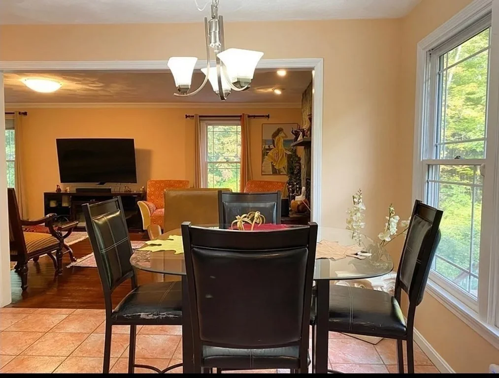 4 bed, 2 bath apartment for rent at 338 River Rd Unit N/A, Andover — photo 8 of 28