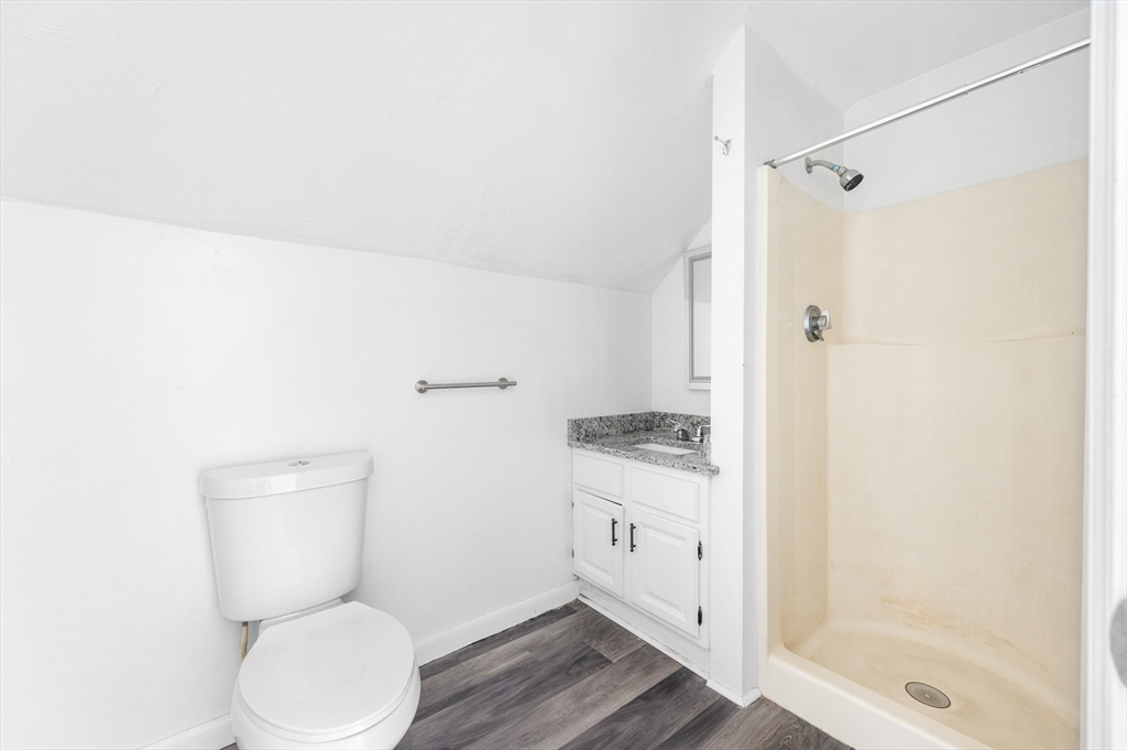 2 bed, 1 bath apartment for rent at 338 Summer Unit 10, Franklin — photo 11 of 16