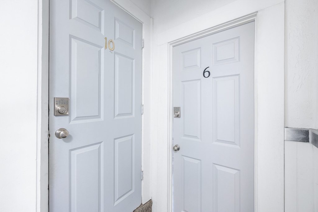 2 bed, 1 bath apartment for rent at 338 Summer Unit 10, Franklin — photo 12 of 16