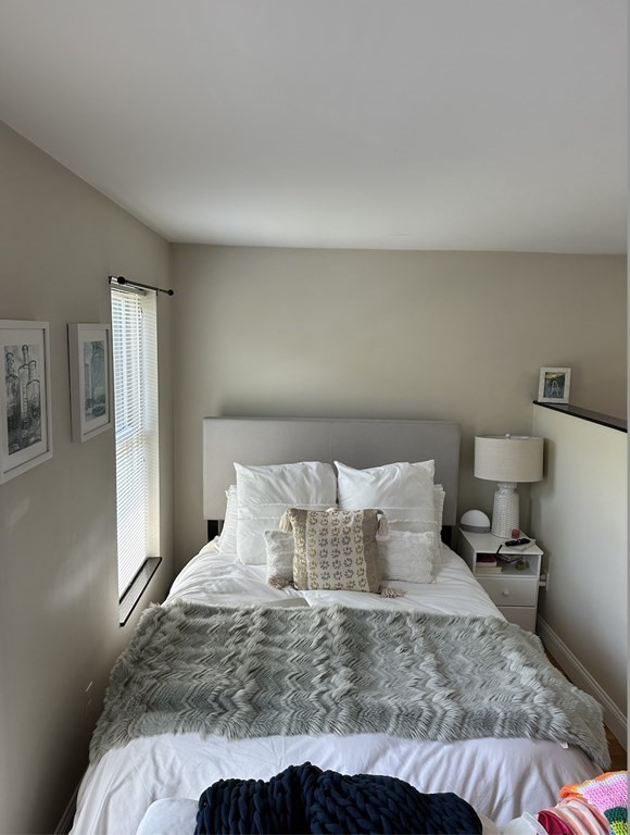 Studio bed, 1 bath apartment for rent at 338 W Broadway Unit 12, South Boston — photo 4 of 6