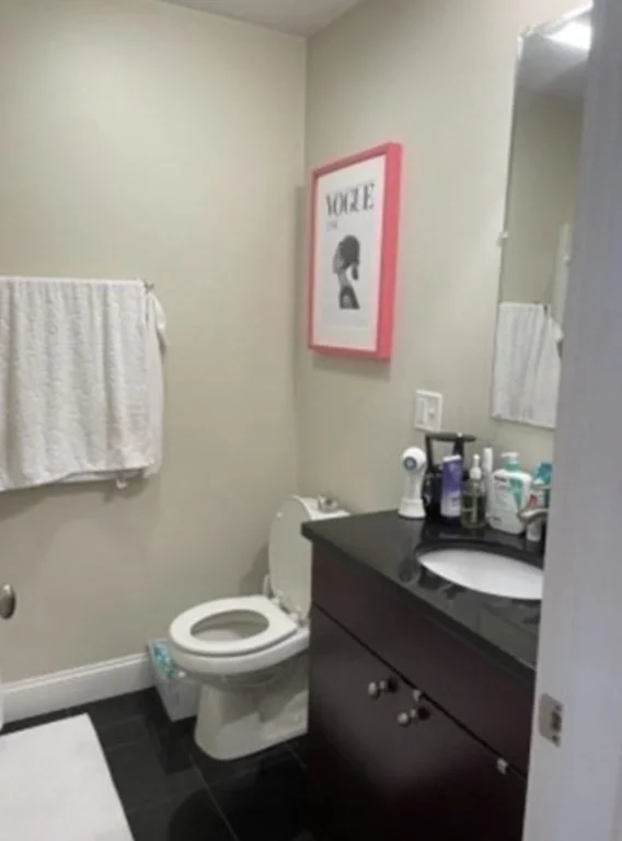Studio bed, 1 bath apartment for rent at 338 W Broadway Unit 2, South Boston — photo 5 of 6