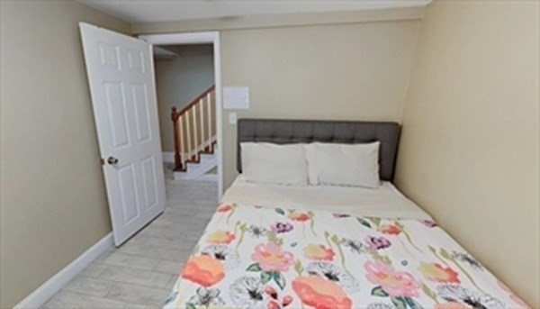 3 bed, 2 bath apartment for rent at 338 Western Ave Unit 1, Riverside — photo 16 of 20