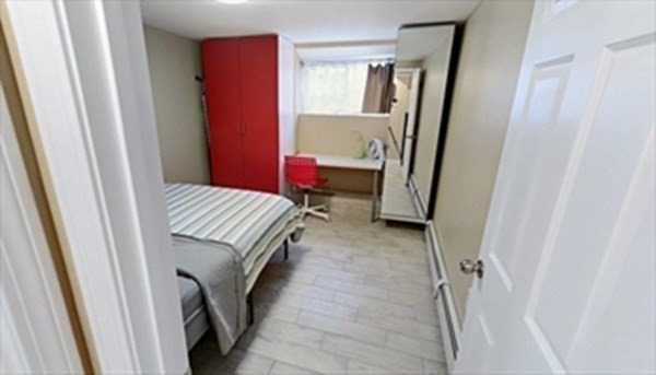 3 bed, 2 bath apartment for rent at 338 Western Ave Unit 1, Riverside — photo 14 of 20