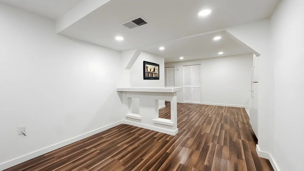 1 bed, 1 bath apartment for rent at 338 Whiting Ave Unit B, Dedham — photo 5 of 12