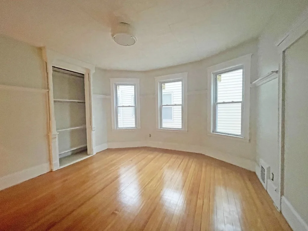 3 bed, 1 bath apartment for rent at 339-3 Allston St Unit 3, Cambridgeport — photo 8 of 16