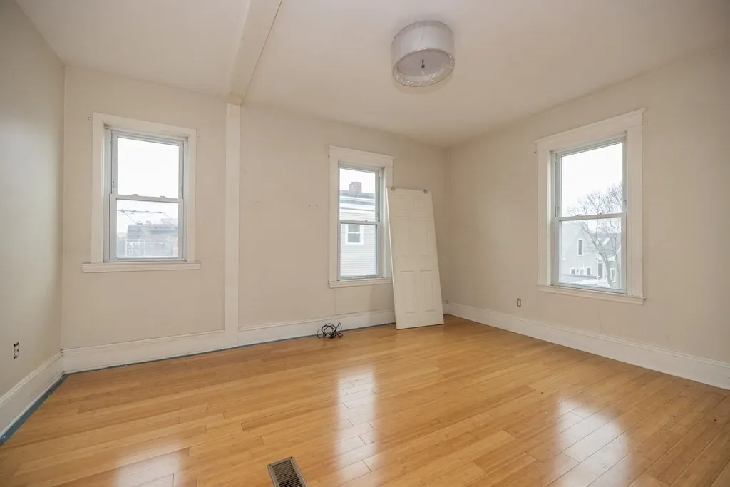 4 bed, 1.5 bath apartment for rent at 339 Allston St Unit 1, Cambridgeport — photo 21 of 22
