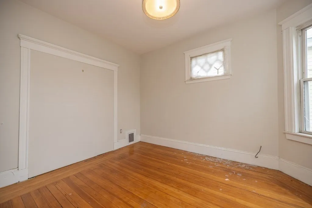 4 bed, 1.5 bath apartment for rent at 339 Allston St Unit 1, Cambridgeport — photo 3 of 22