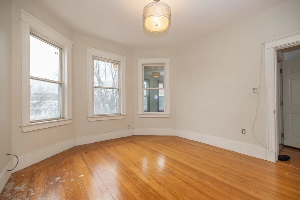 4 bed, 1.5 bath apartment for rent at 339 Allston St Unit 1, Cambridgeport — photo 18 of 22