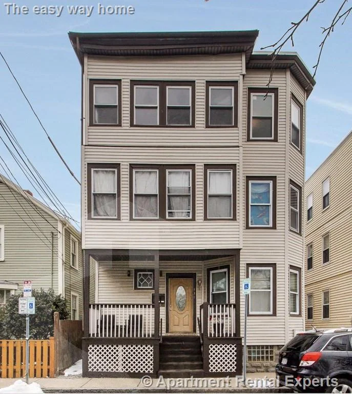 4 bed, 1 bath apartment for rent at 339 Allston St Unit 2, Cambridgeport — photo 5 of 5