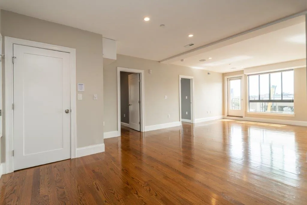2 bed, 1.5 bath apartment for rent at 339 D St Unit 16, South Boston — photo 4 of 15