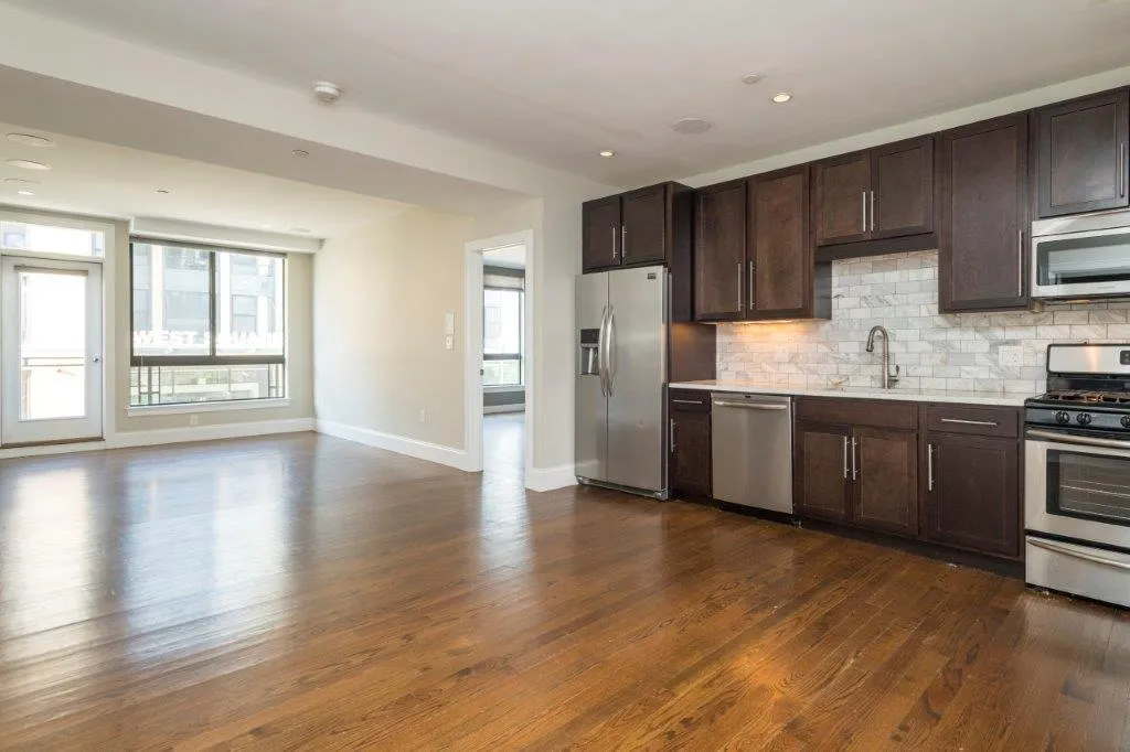 2 bed, 2 bath apartment for rent at 339 D St Unit 5, South Boston
