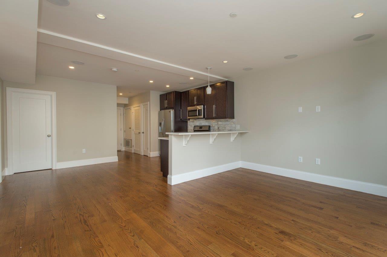 2 bed, 1 bath apartment for rent at 339 D St Unit 7, South Boston — photo 2 of 10