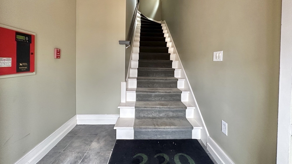 3 bed, 2 bath apartment for rent at 339 Dorchester St Unit 2, South Boston — photo 17 of 20