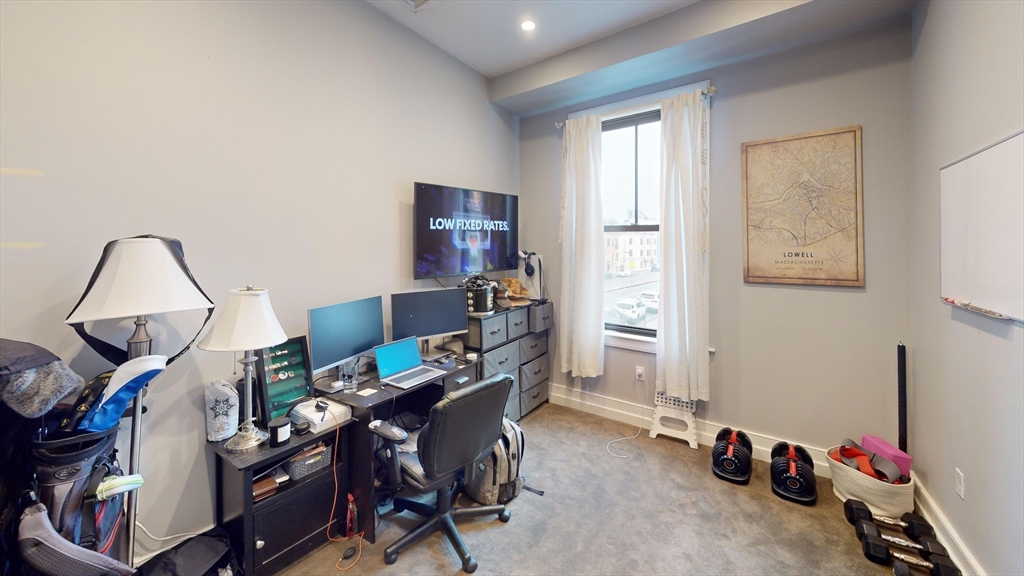 3 bed, 2 bath apartment for rent at 339 Dorchester St Unit 2, South Boston — photo 12 of 20