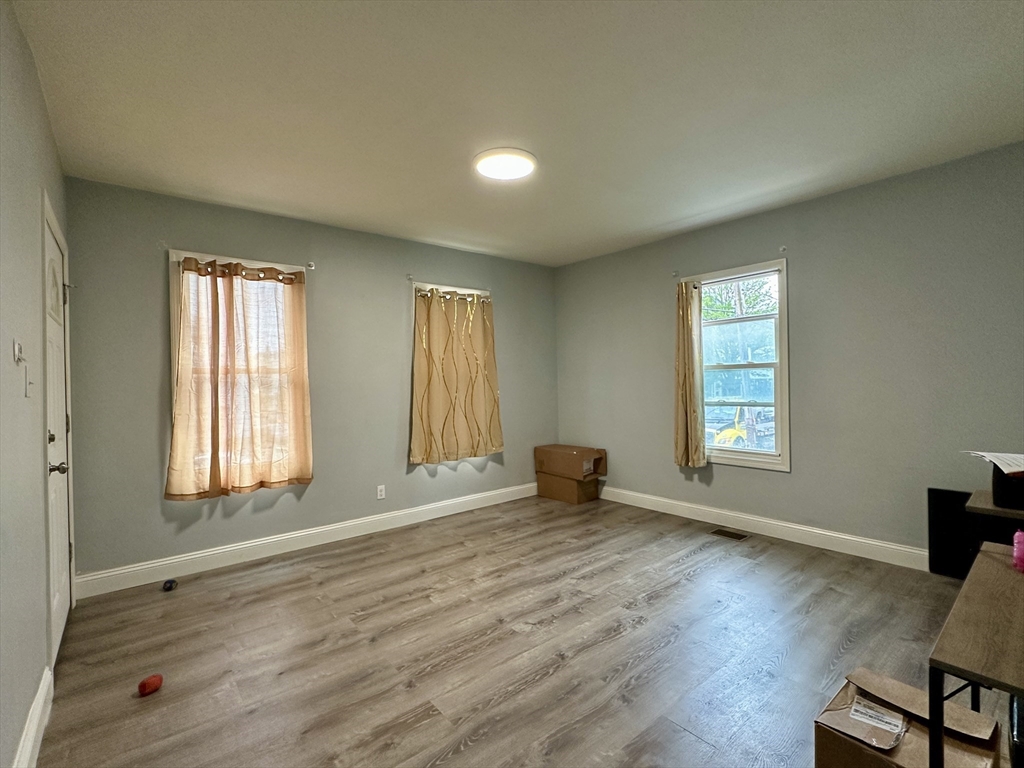 2 bed, 1 bath apartment for rent at 339 N Front St Unit 1, New Bedford — photo 2 of 11