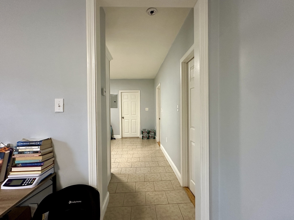 2 bed, 1 bath apartment for rent at 339 N Front St Unit 1, New Bedford — photo 4 of 11