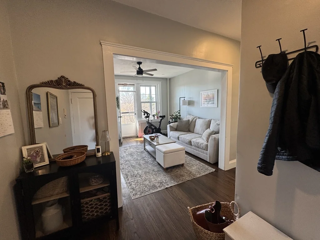 1 bed, 1 bath apartment for rent at 339 S Huntington Ave Unit 7, Jamaica Plain — photo 6 of 10