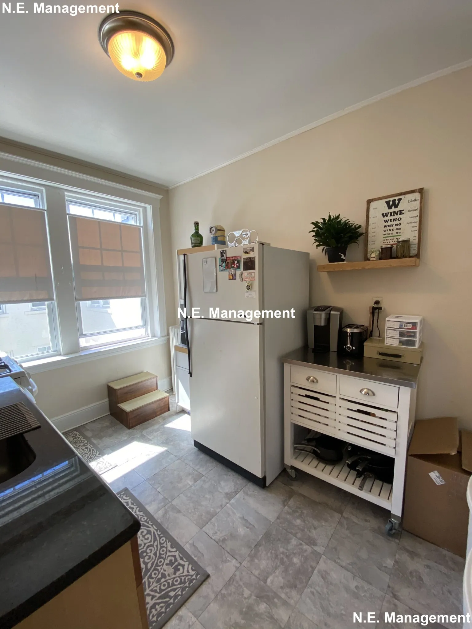 2 bed, 1 bath apartment for rent at 339 S Huntington Ave Unit 10, Jamaica Plain — photo 8 of 12
