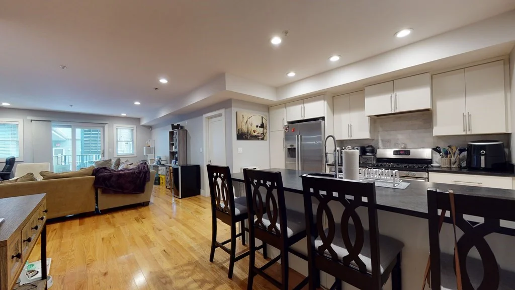 2 bed, 2 bath apartment for rent at 339 W Broadway Unit 11, South Boston — photo 3 of 13