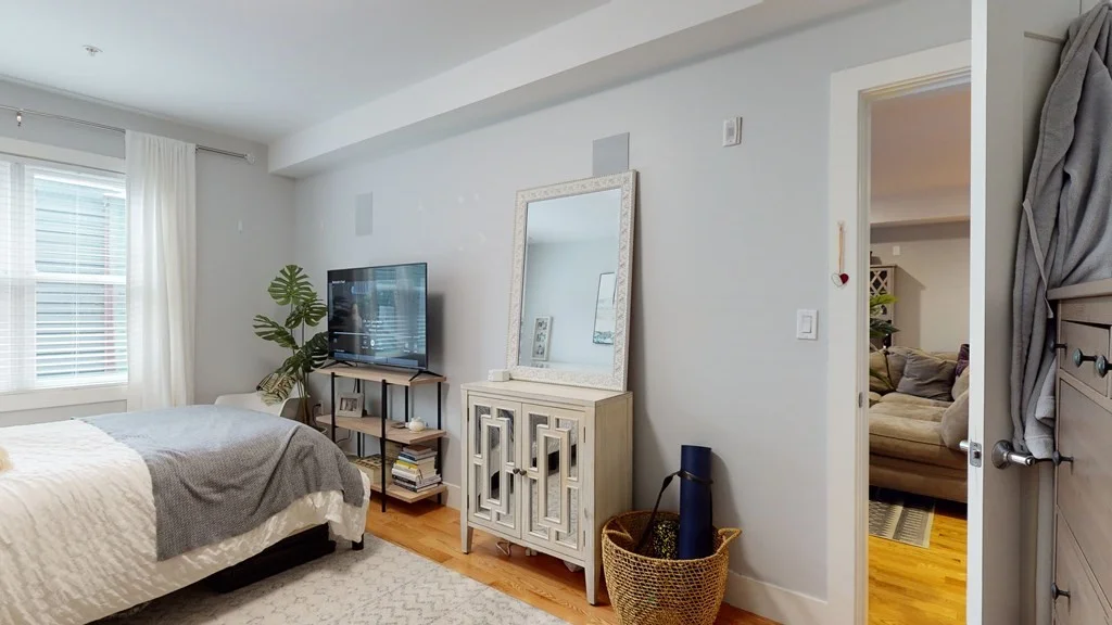 2 bed, 2 bath apartment for rent at 339 W Broadway Unit 11, South Boston — photo 7 of 13