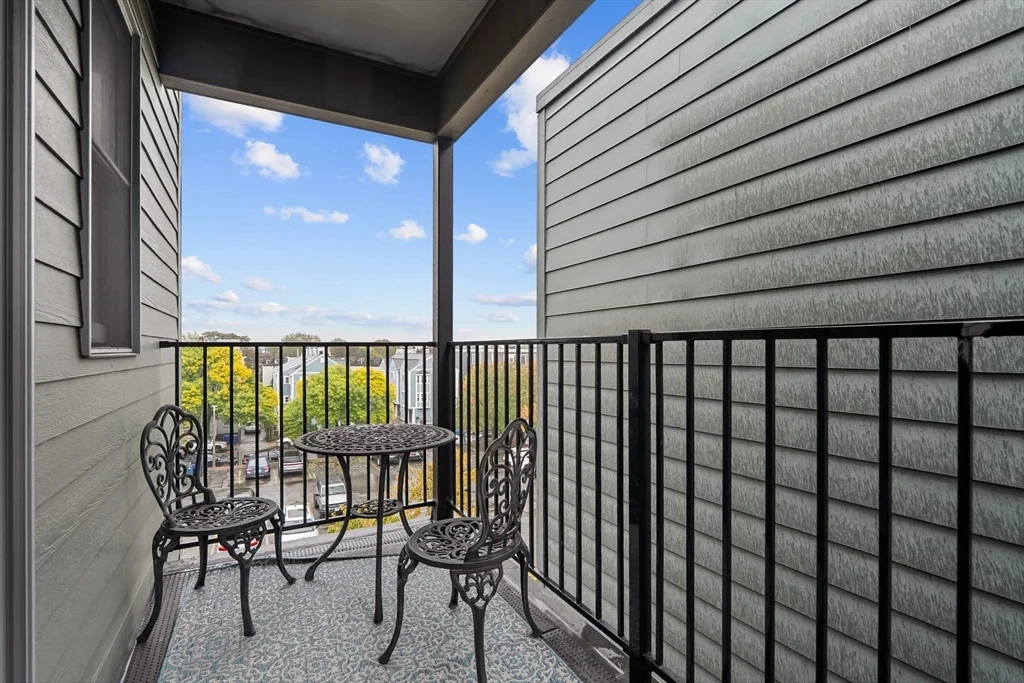 2 bed, 2 bath apartment for rent at 339 W Broadway Unit 12, South Boston — photo 20 of 23