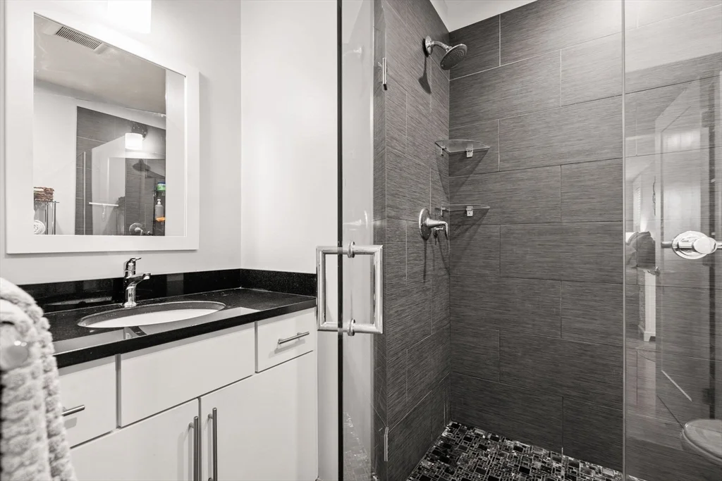 2 bed, 2 bath apartment for rent at 339 W Broadway Unit 12, South Boston — photo 16 of 23
