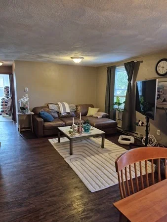 2 bed, 1 bath apartment for rent at 33A Jackson St Unit 203, Lynn — photo 2 of 7