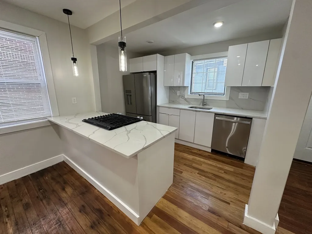 4 bed, 2 bath apartment for rent at 34-36 Abbotsfield St Unit 1, Roxbury — photo 15 of 28