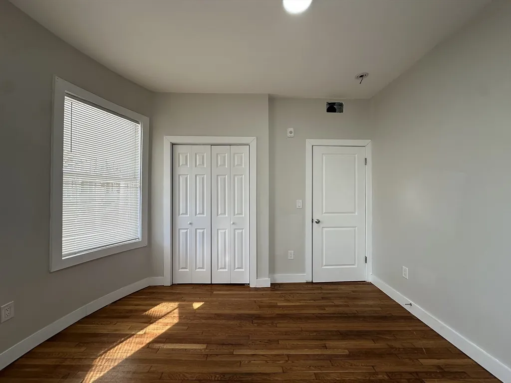 4 bed, 2 bath apartment for rent at 34-36 Abbotsfield St Unit 1, Roxbury — photo 3 of 28