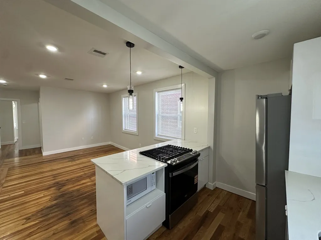 4 bed, 2 bath apartment for rent at 34-36 Abbotsfield St Unit 1, Roxbury — photo 17 of 28