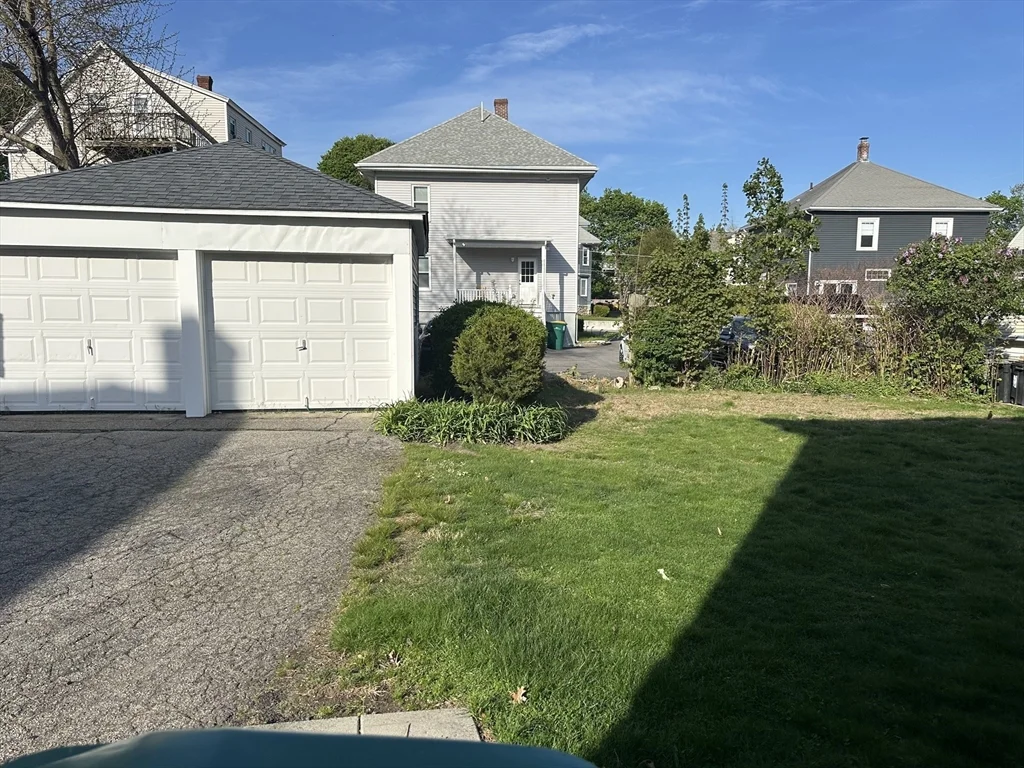 2 bed, 1 bath apartment for rent at 34-36 Harding Rd Unit 36, Norwood — photo 3 of 3