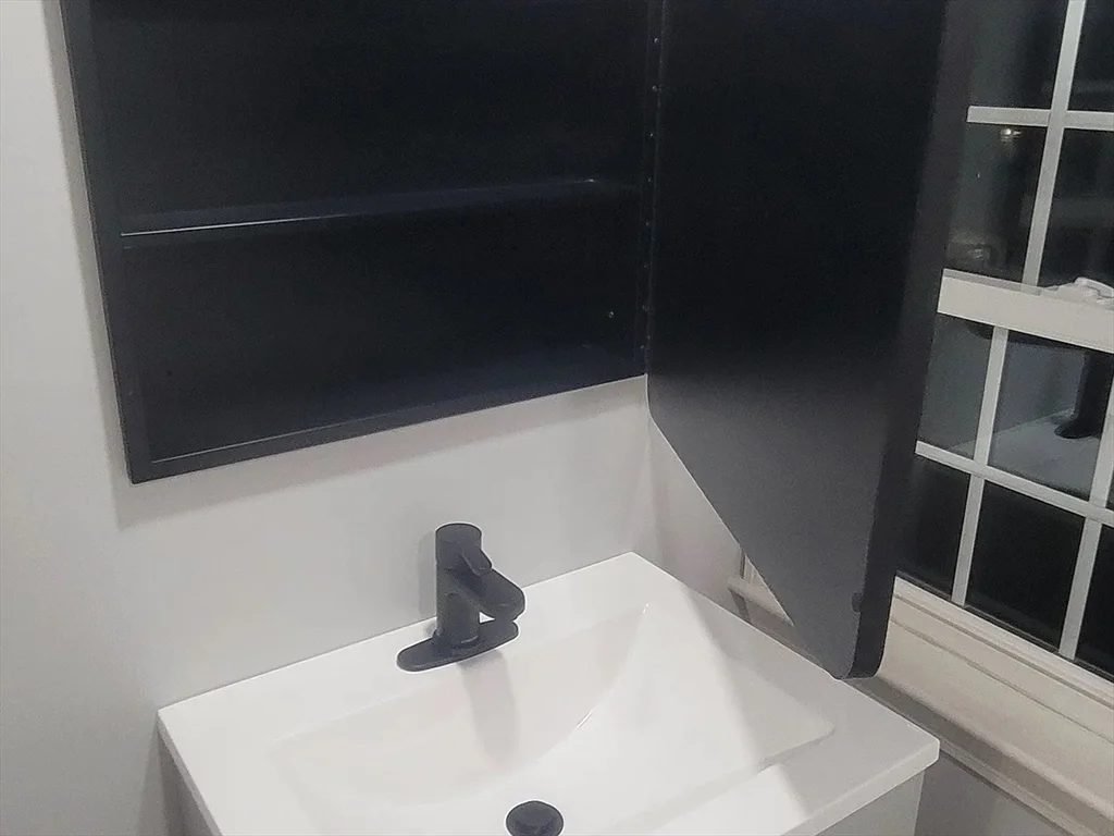 2 bed, 1 bath apartment for rent at 34-36 Waverly Unit 2, Brighton — photo 8 of 31