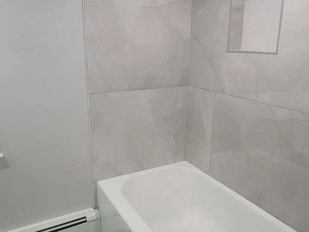 2 bed, 1 bath apartment for rent at 34-36 Waverly Unit 2, Brighton — photo 9 of 31