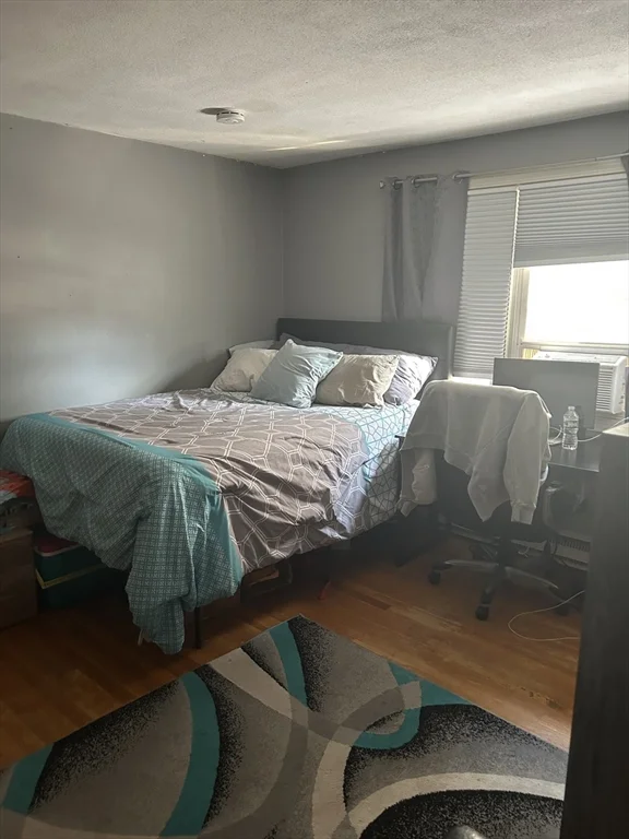 4 bed, 1 bath apartment for rent at 34-A Olcott St Unit 34A, Watertown — photo 9 of 14