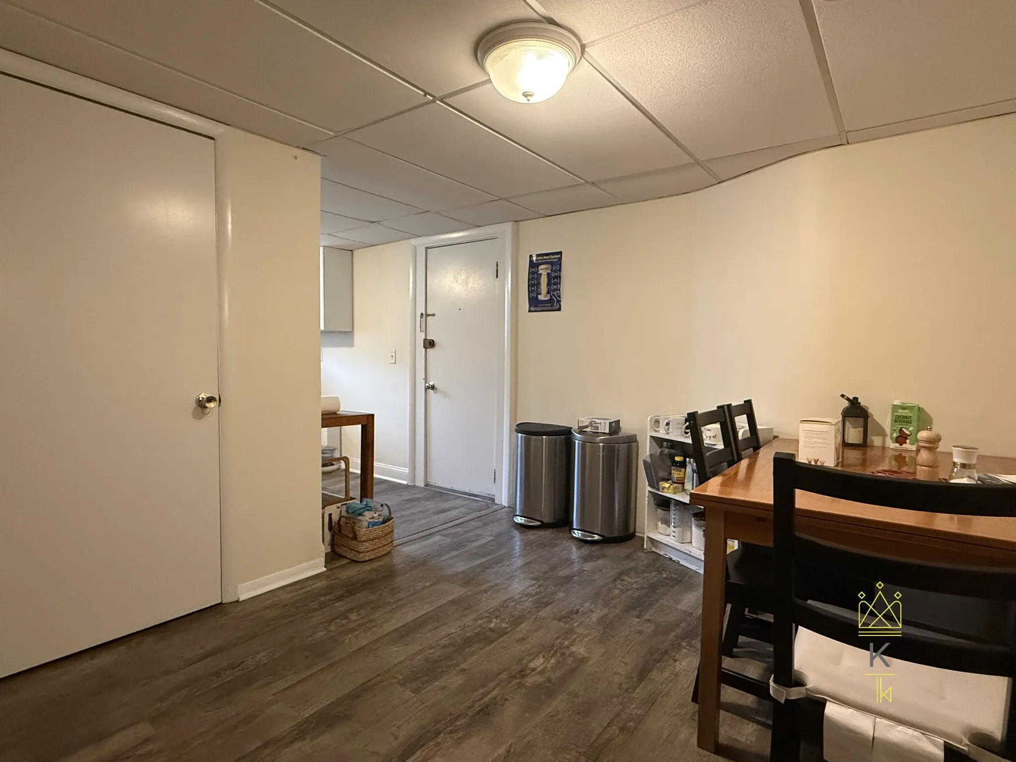 2 bed, 1 bath apartment for rent at 34 A Park St Unit B8, Griggs Park — photo 6 of 13
