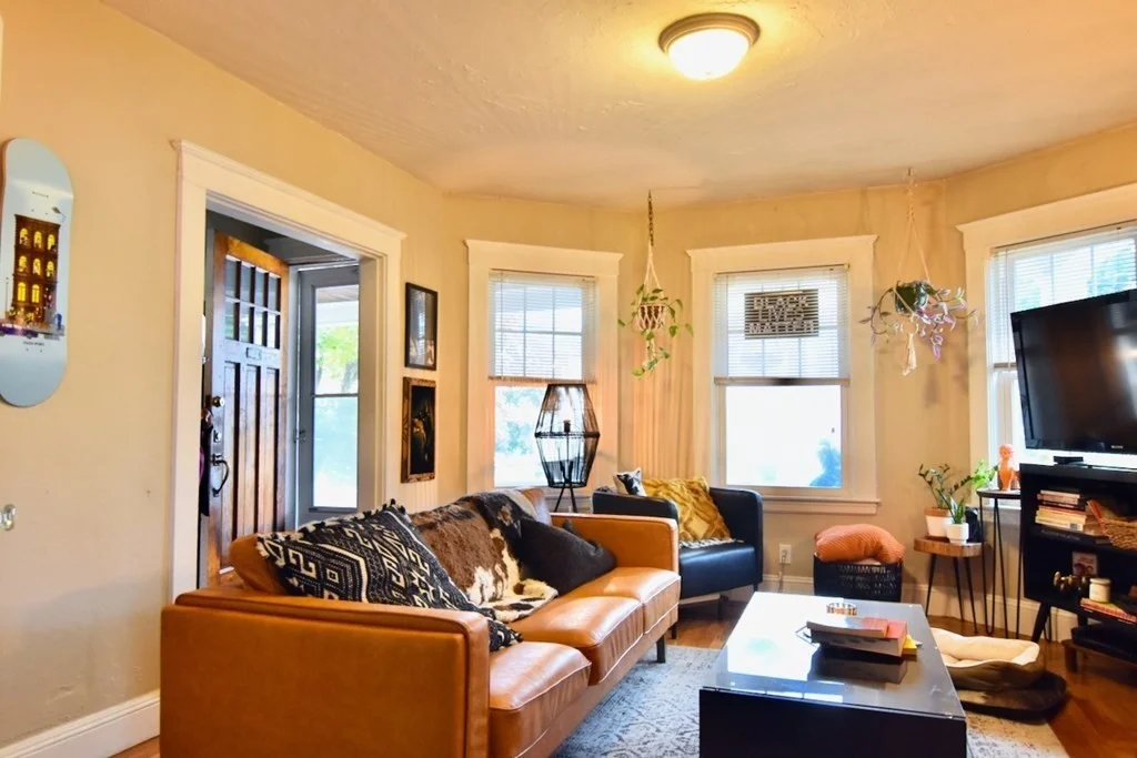 2 bed, 1 bath apartment for rent at 34 Alicia Rd Unit 34, Dorchester — photo 2 of 17
