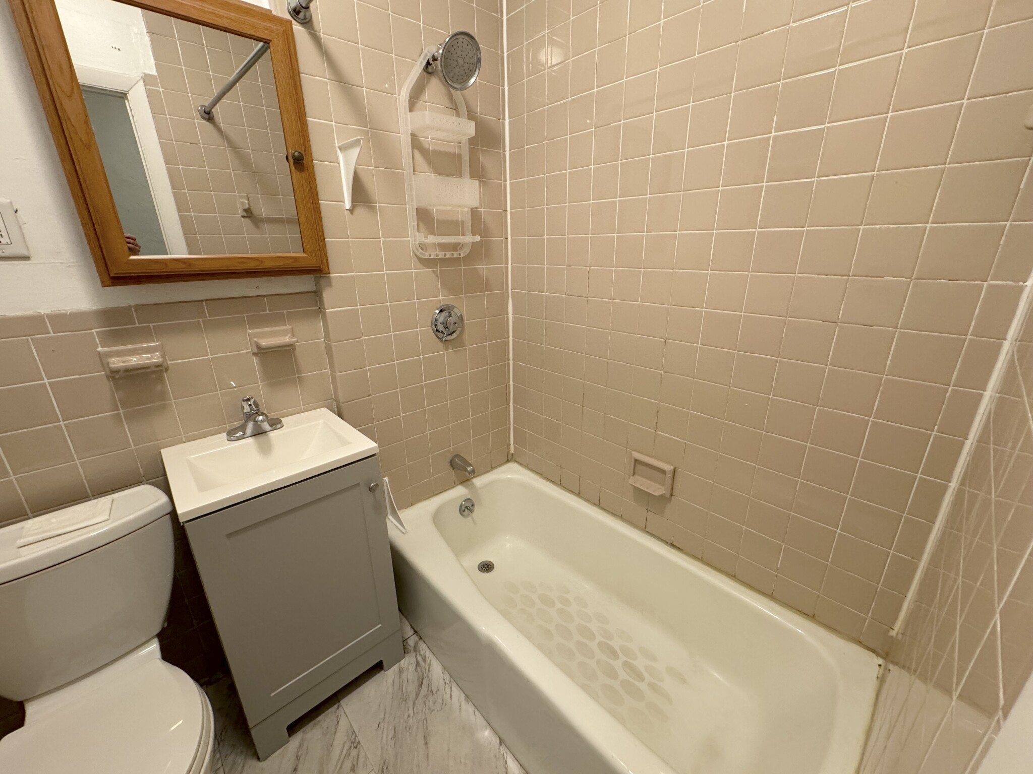 2 bed, 1 bath apartment for rent at 34 Anderson Unit 2, Beacon Hill — photo 14 of 23