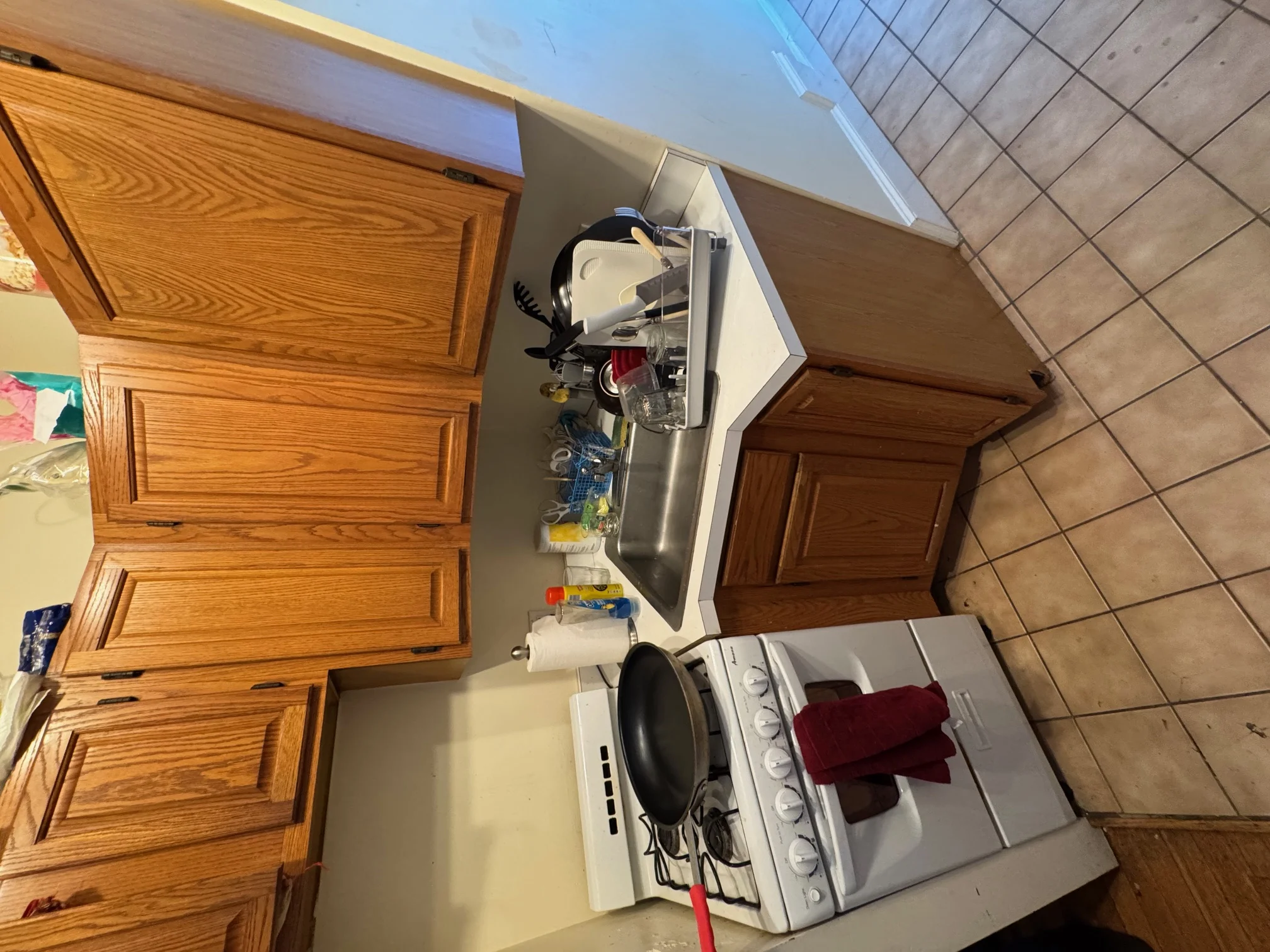 2 bed, 1 bath apartment for rent at 34 Anderson Unit 8, Beacon Hill — photo 3 of 11
