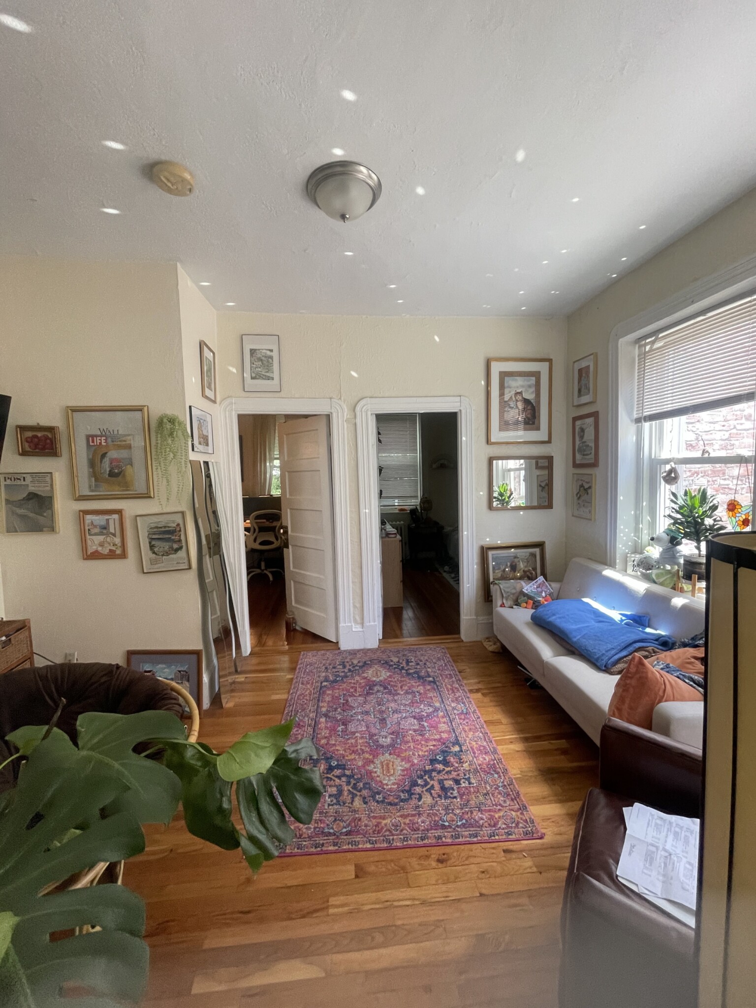 2 bed, 1 bath apartment for rent at 34 Anderson Unit 8, Beacon Hill — photo 4 of 11