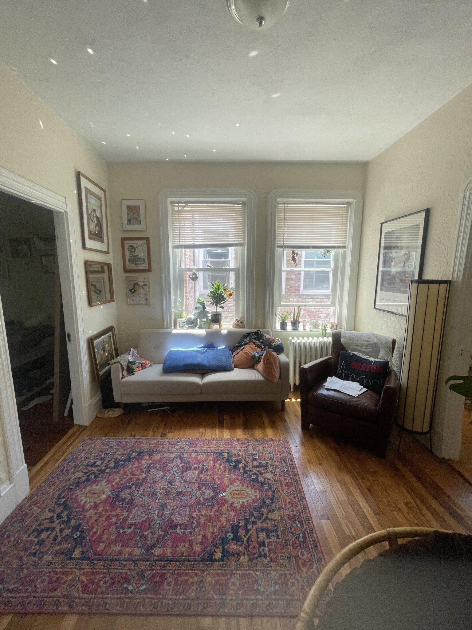 2 bed, 1 bath apartment for rent at 34 Anderson Unit 8, Beacon Hill — photo 9 of 11