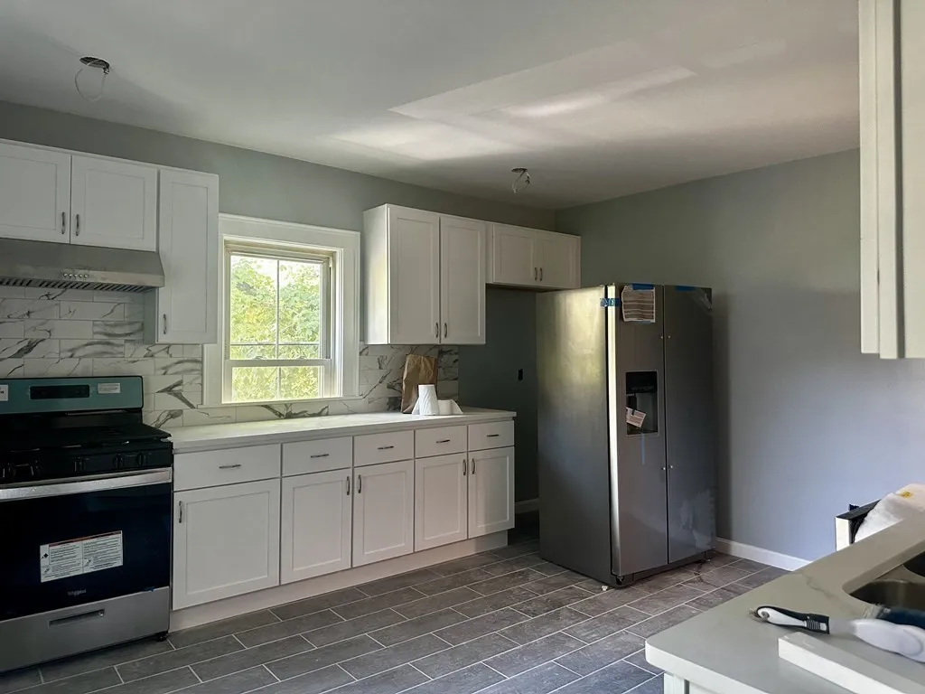 4 bed, 2 bath apartment for rent at 34 Arlington St Unit 34, Brighton — photo 5 of 38