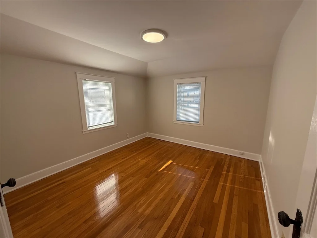 3 bed, 1 bath apartment for rent at 34 Arnold St Unit 34, Quincy — photo 11 of 24