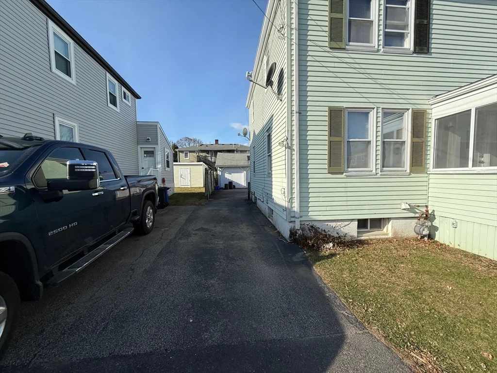3 bed, 1 bath apartment for rent at 34 Arnold St Unit 34, Quincy — photo 24 of 24