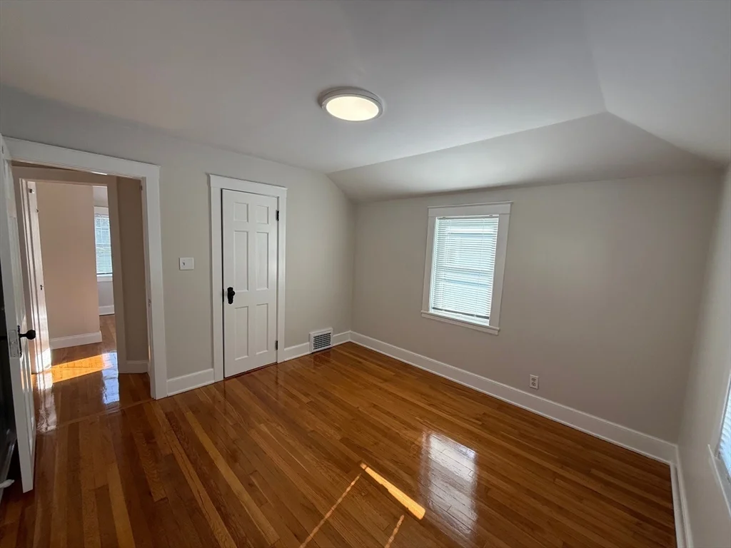 3 bed, 1 bath apartment for rent at 34 Arnold St Unit 34, Quincy — photo 10 of 24