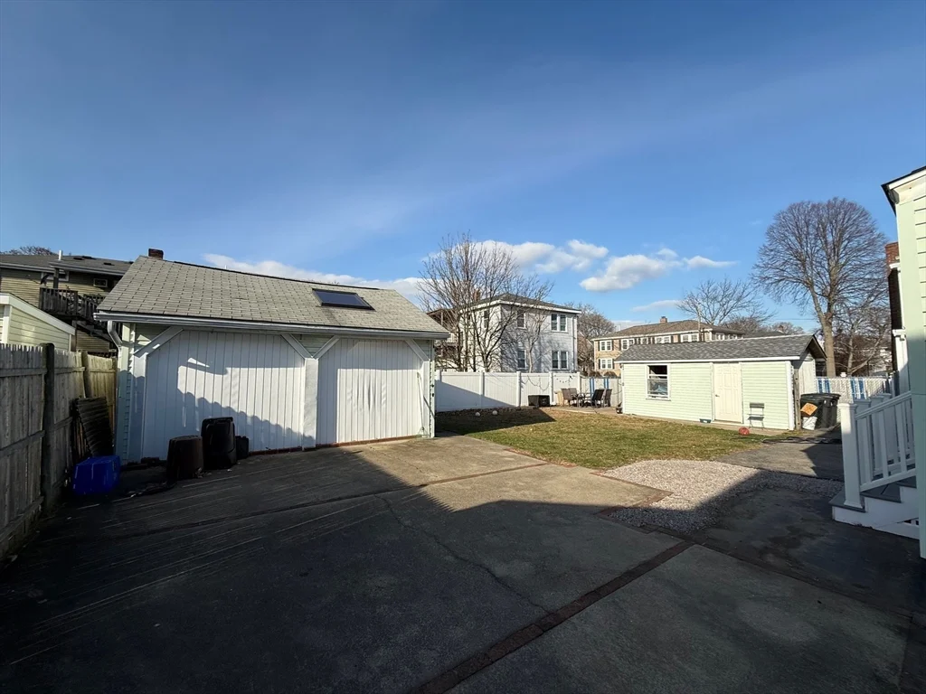 3 bed, 1 bath apartment for rent at 34 Arnold St Unit 34, Quincy — photo 23 of 24