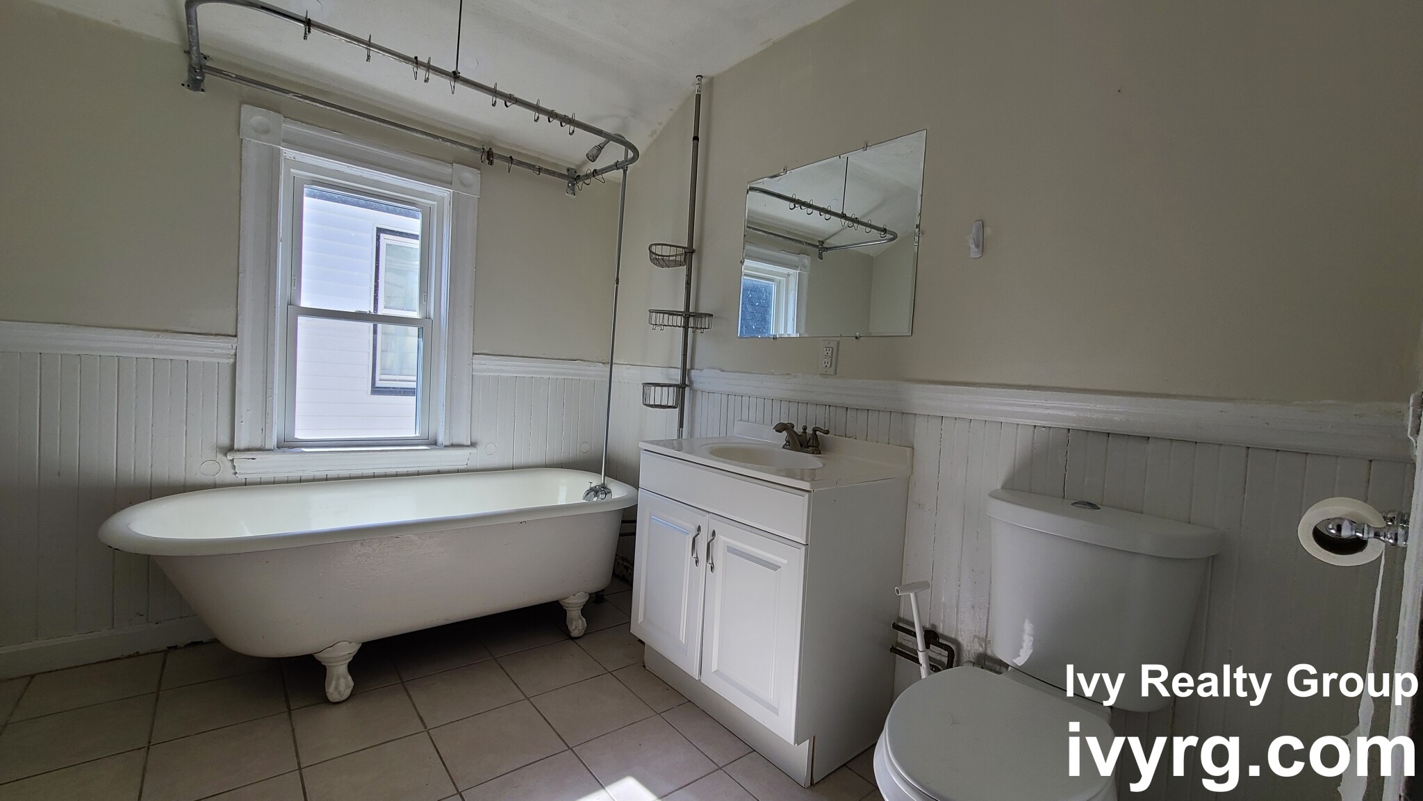4 bed, 1.5 bath apartment for rent at 34 Bay State Ave Unit 2, Powder House Square — photo 12 of 13